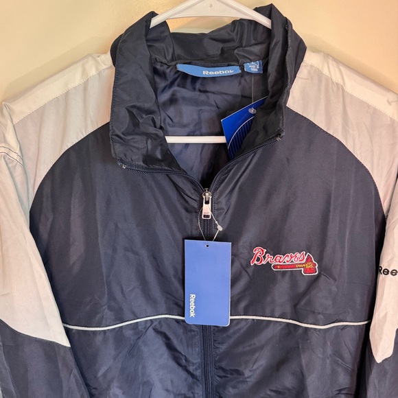 Atlanta Braves Lightweight Zip Up Windbreaker - Size L - NEW w/tags - Picture 3 of 6